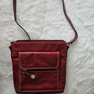 Giani Bernini Red Glazed Leather Crossbody Messenger Bag Purse Organizer